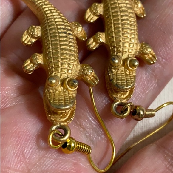 🖤VTG💕AK crocodile 🐊 earrings - Picture 9 of 11